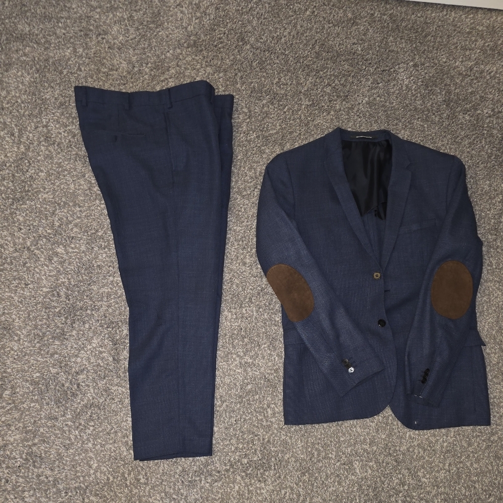 Men's H&M Blue Blazer and Pants Set with Brown Elbow Patches